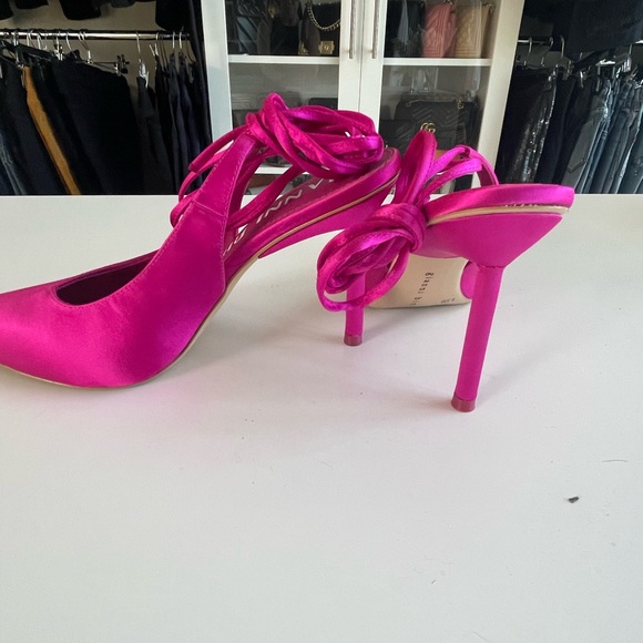 New hot pink satin like fabric lace up pumps - Picture 2 of 5